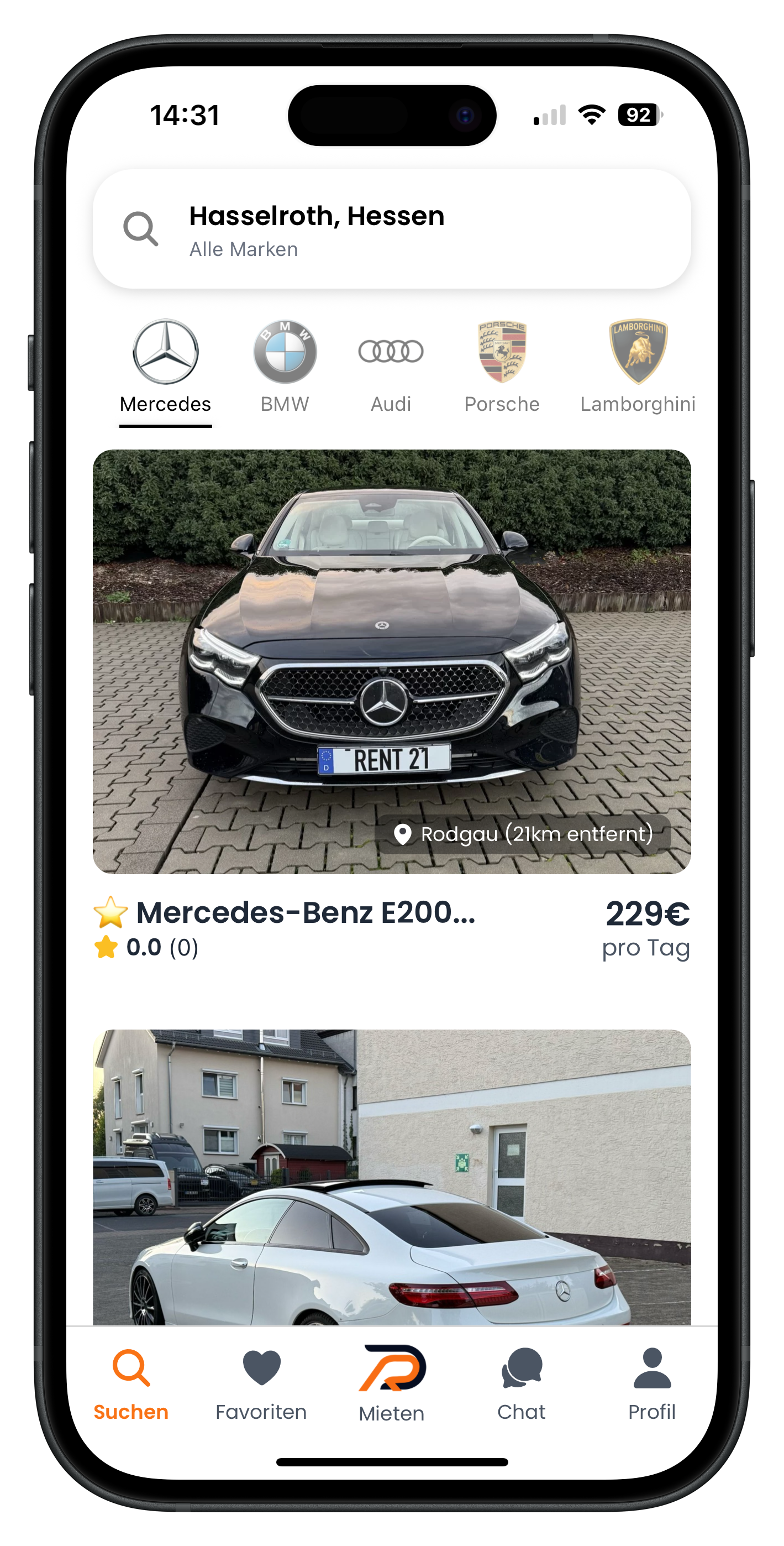 Drivable Startbildschirm mit weißer Suchleiste oben, Marken-Logos und einem Mercedes-Benz E200 für 229 Euro pro Tag