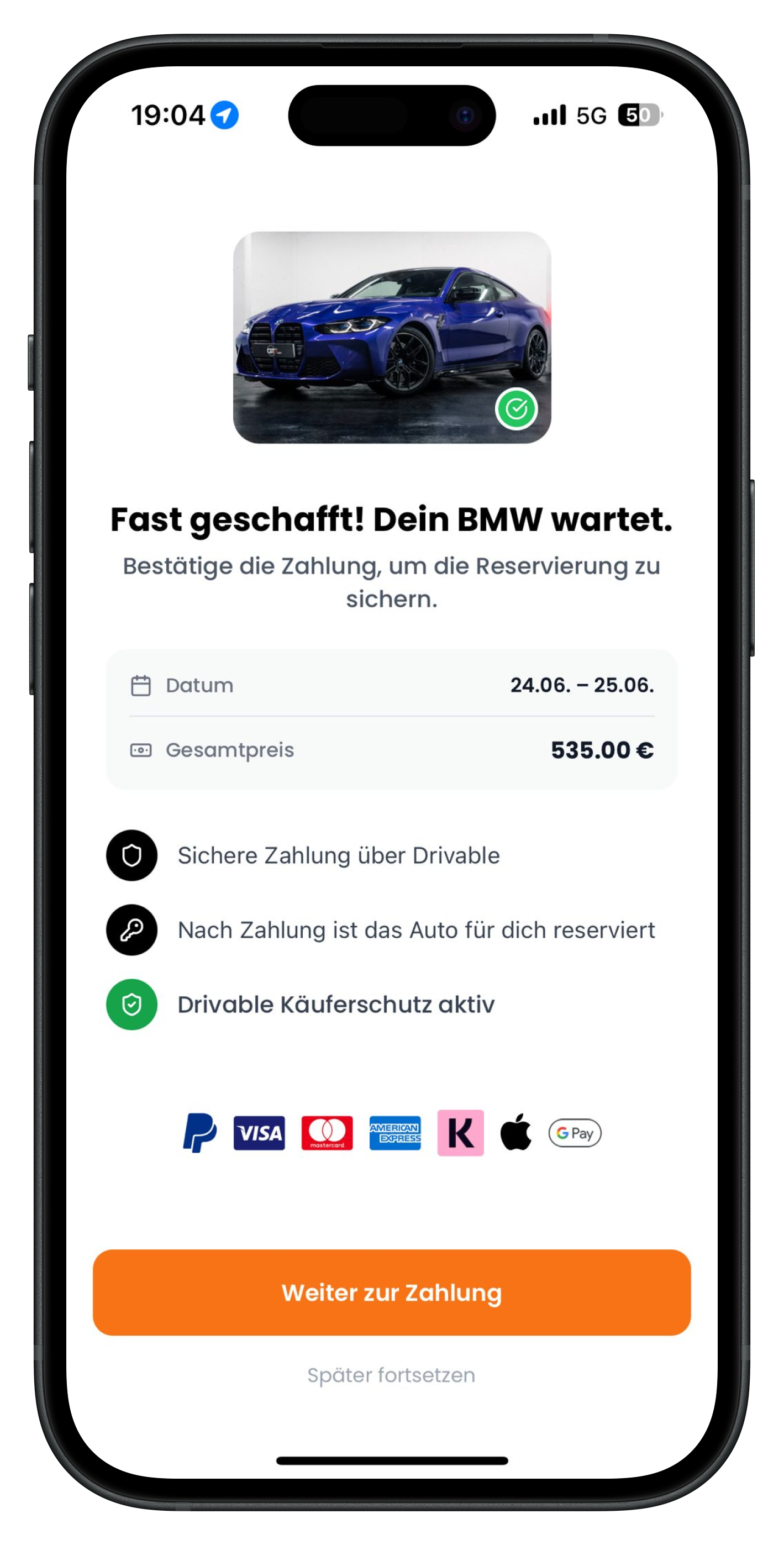 Drivable Bestätigungsscreen mit blauem BMW, grünem Häkchen, Datum, Gesamtpreis und orangefarbenem Button Weiter zur Zahlung