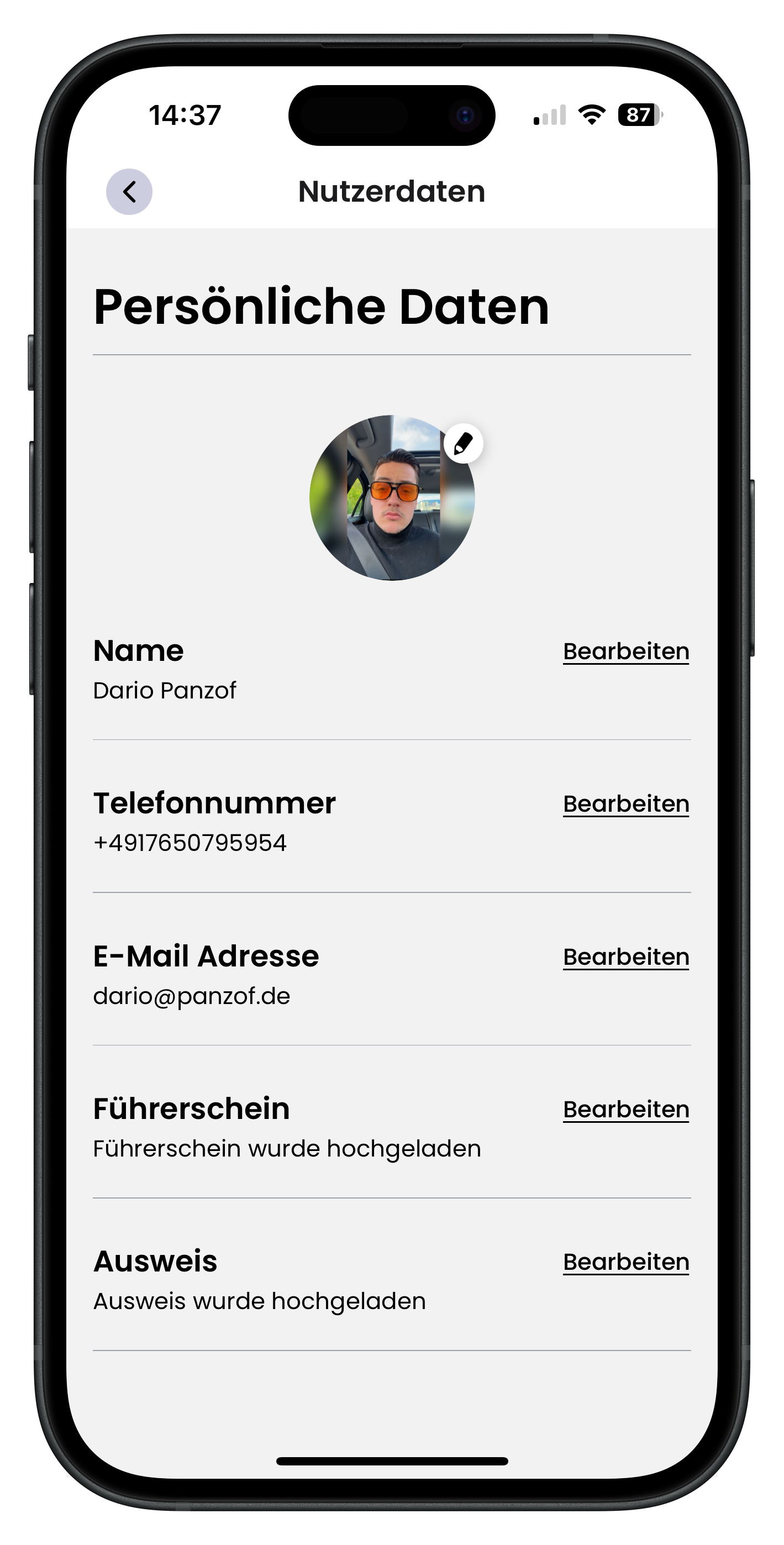 Persönliche Daten in der Drivable App mit Name, Telefonnummer, E-Mail, Führerschein und Ausweis