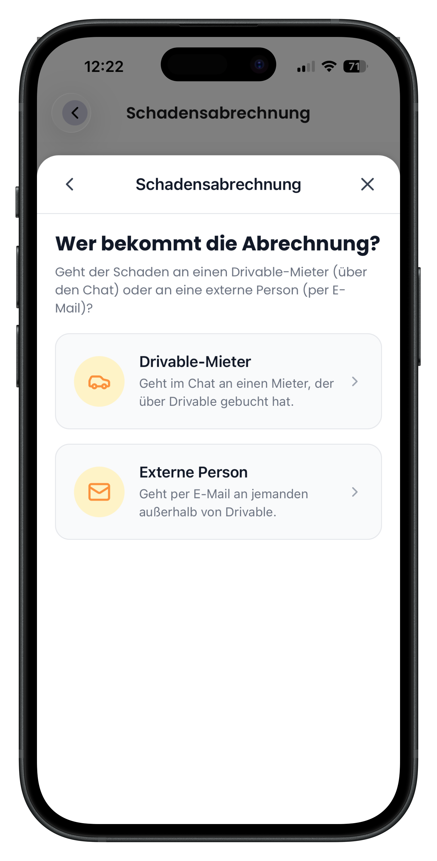 Auswahl zwischen Drivable-Mieter über Chat und externer Person per E-Mail