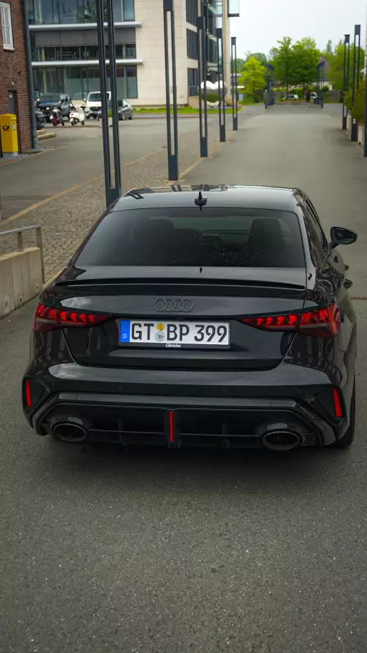 Audi RS3 Limousine