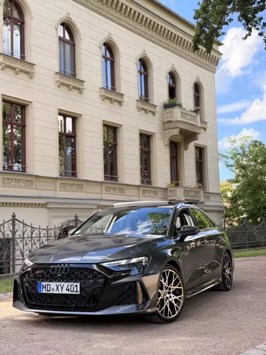 Audi RS3 Limousine
