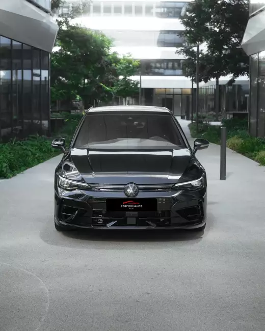 VW Golf 8R Performance Black Edition