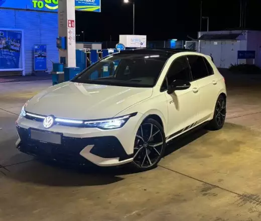 VW Golf R Akrapovic 280 PS