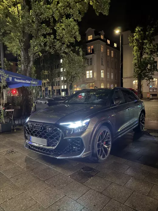 🥨🎉Audi RS Q8 – 600 PS Performance-SUV mit V8-Biturbo