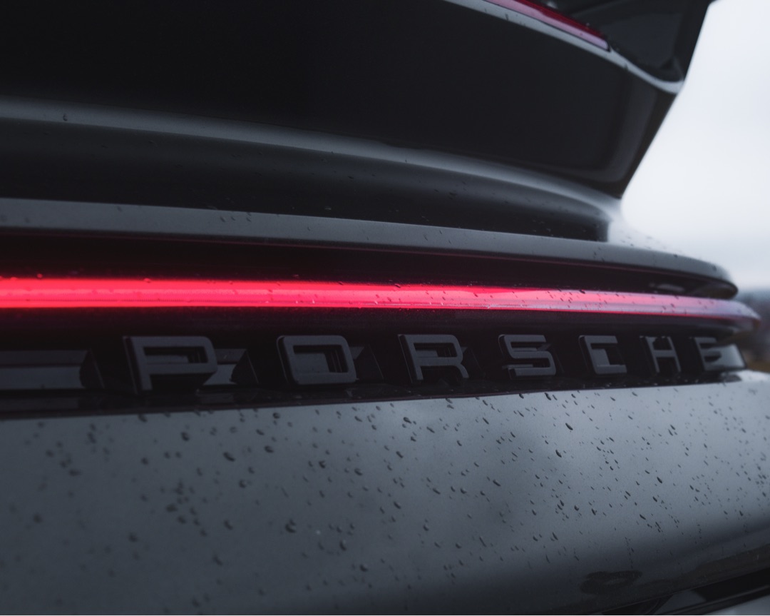 2024 Porsche null Rückansicht - Mieten in Anrode