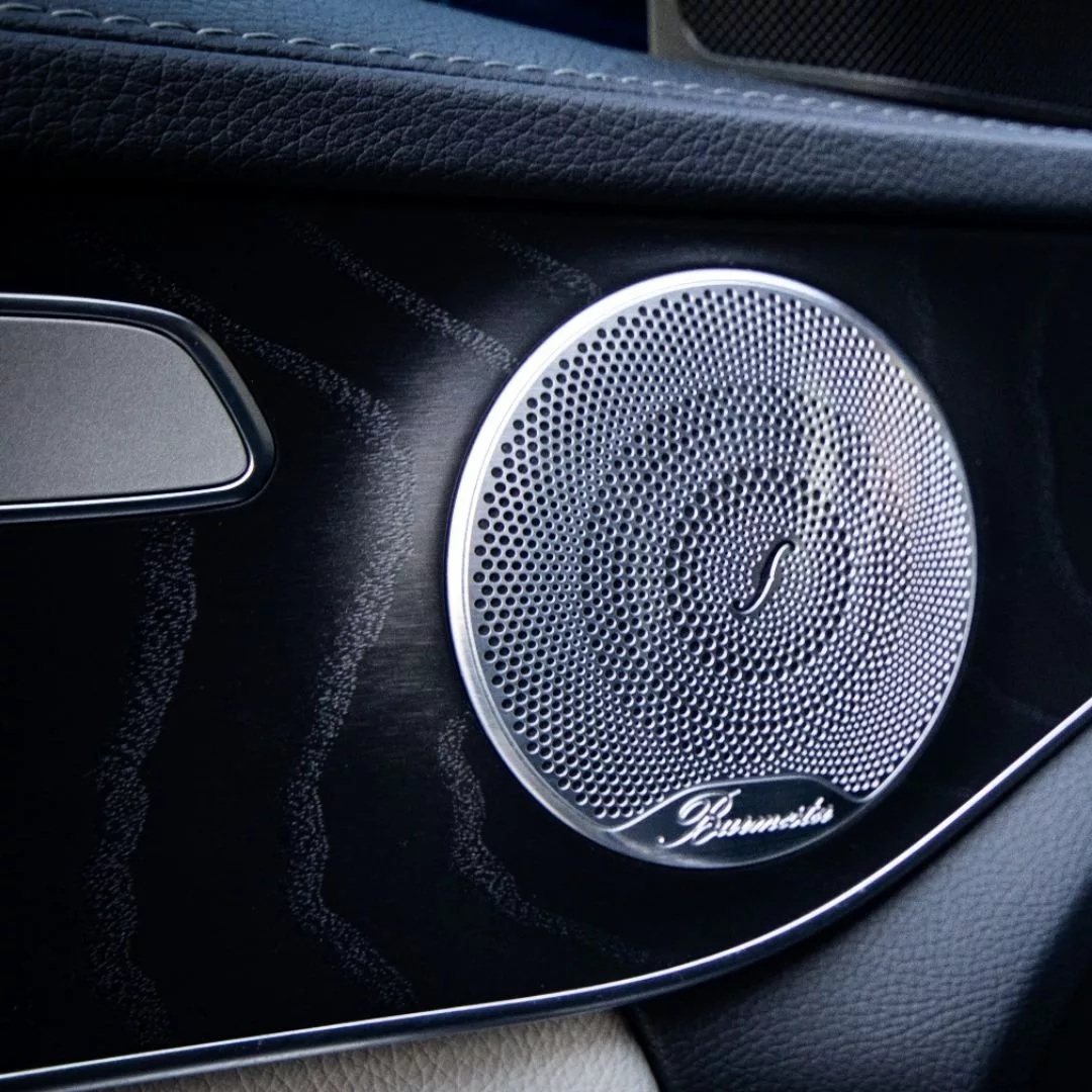 Mercedes Benz c63s AMG Innenraum Burmester Lautsprecher mieten