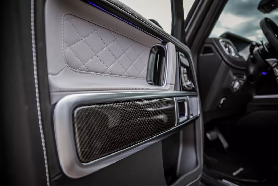 Mercedes-Benz G63 AMG 2024 in Nahaufnahme Innenraum mieten