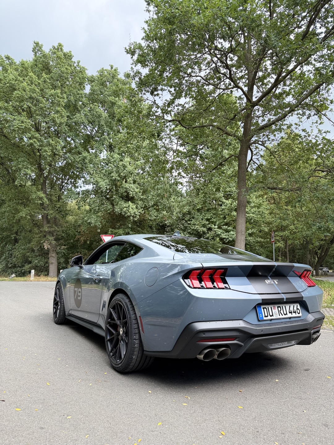 2026 Ford null Seitenansicht links - Mieten in Duisburg