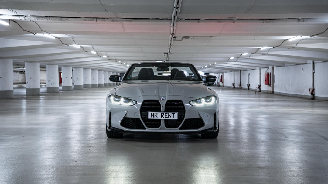 2021 Bmw null Rückansicht - Mieten in Frankfurt am Main