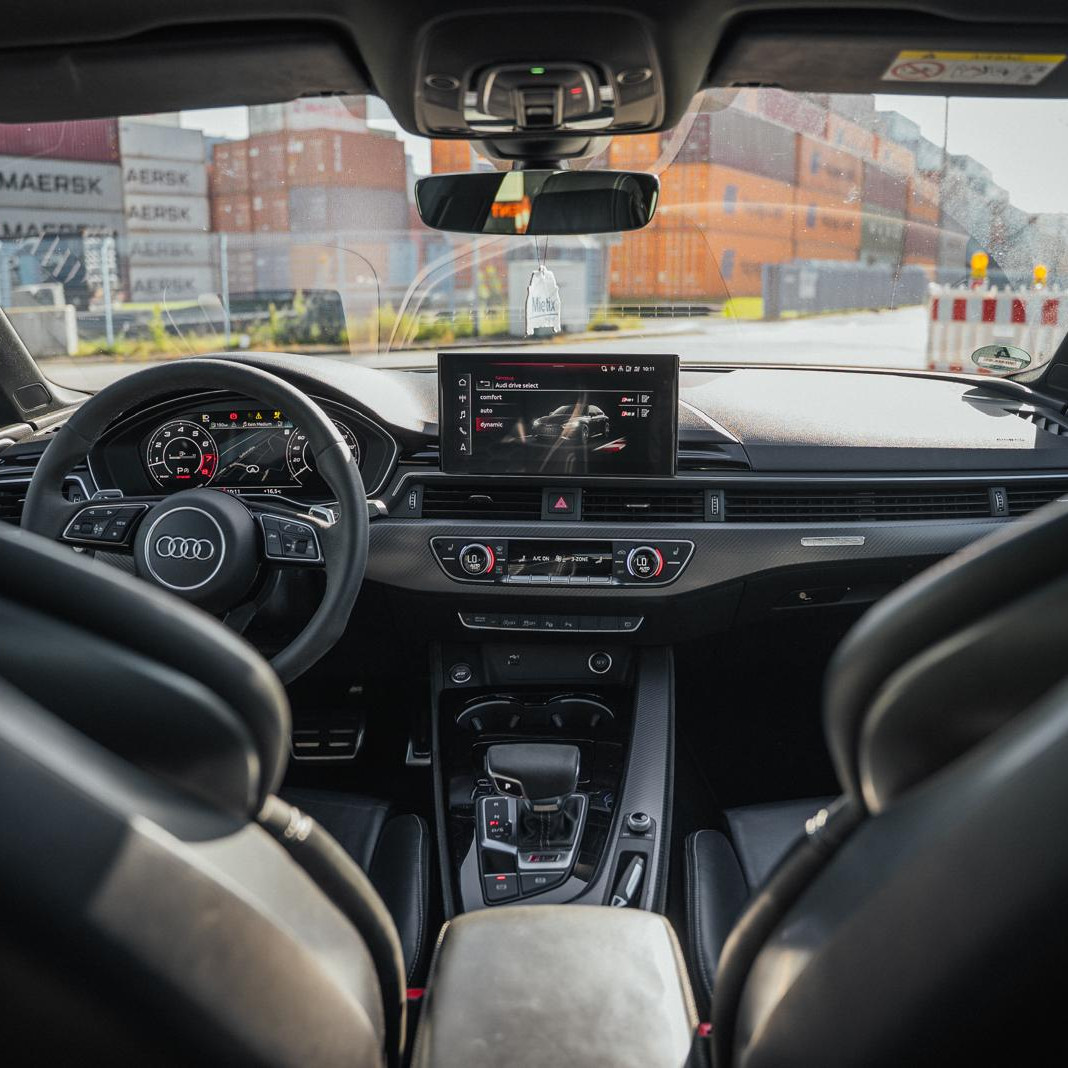 2022 Audi Rückansicht - Mieten in Wiesbaden