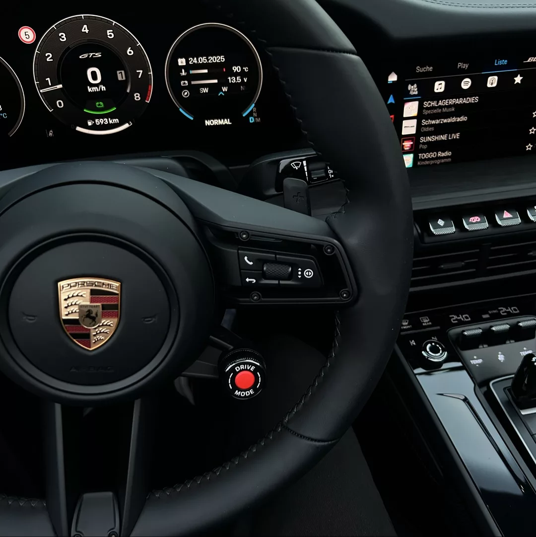 Porsche Cabrio 911 Carrera GTS Innenraum mieten