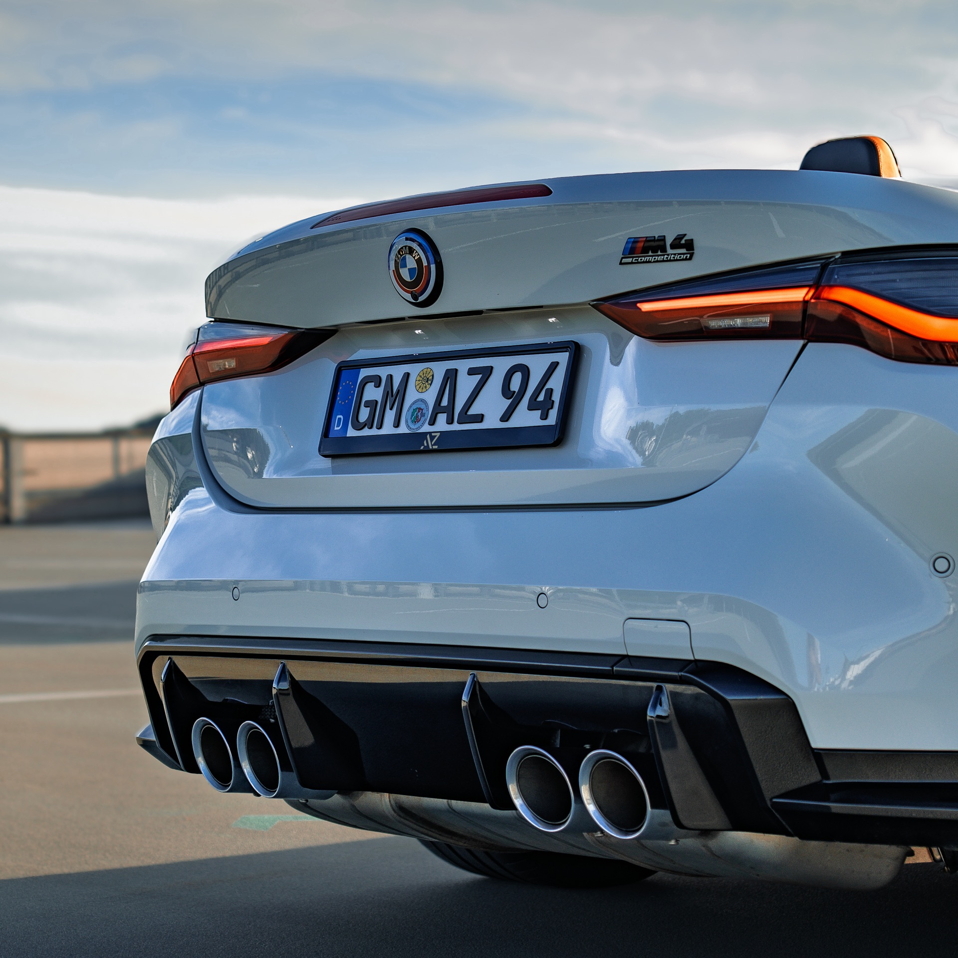 2023 Bmw null Rückansicht - Mieten in Gummersbach