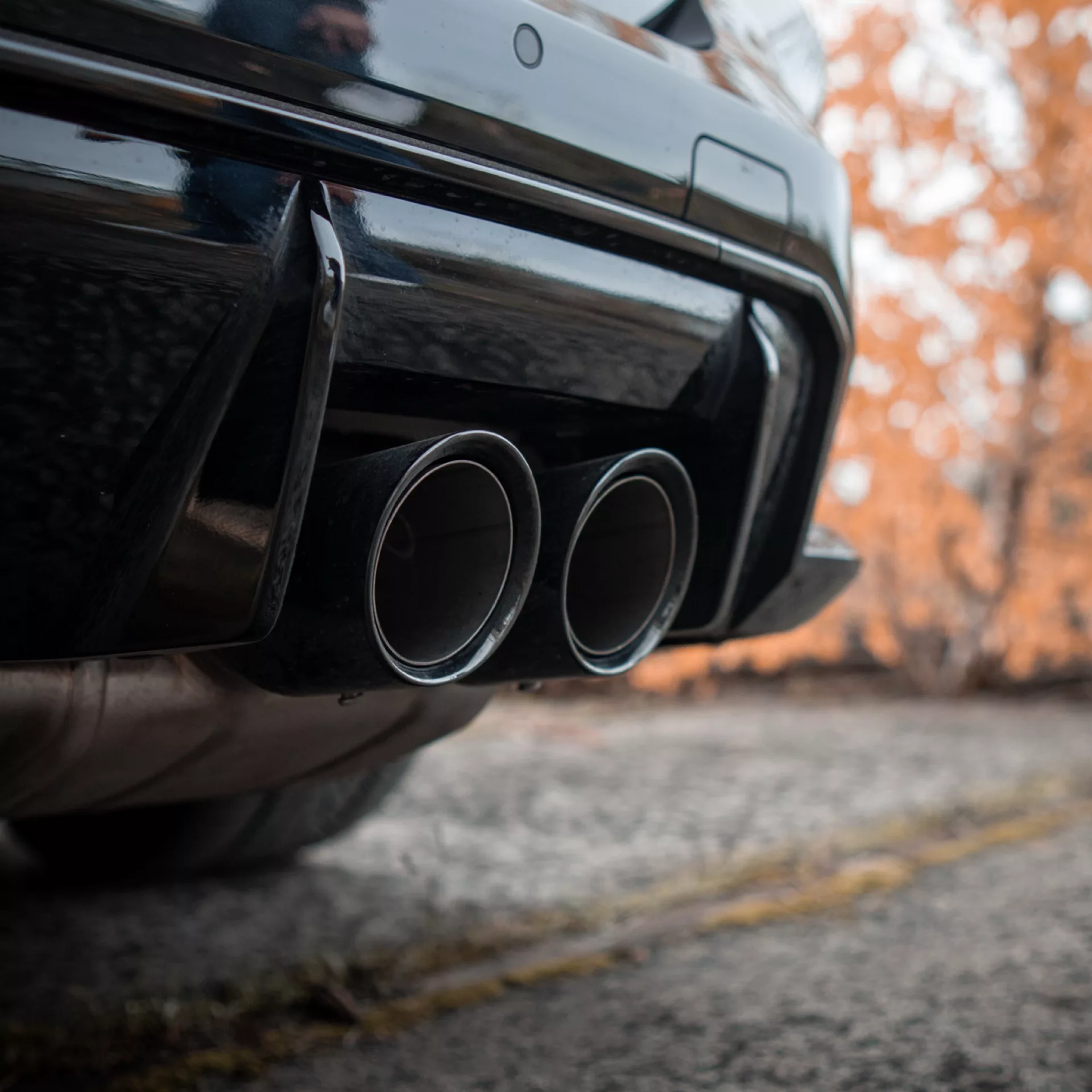 BMW M3 Competition Touring Auspuff mieten