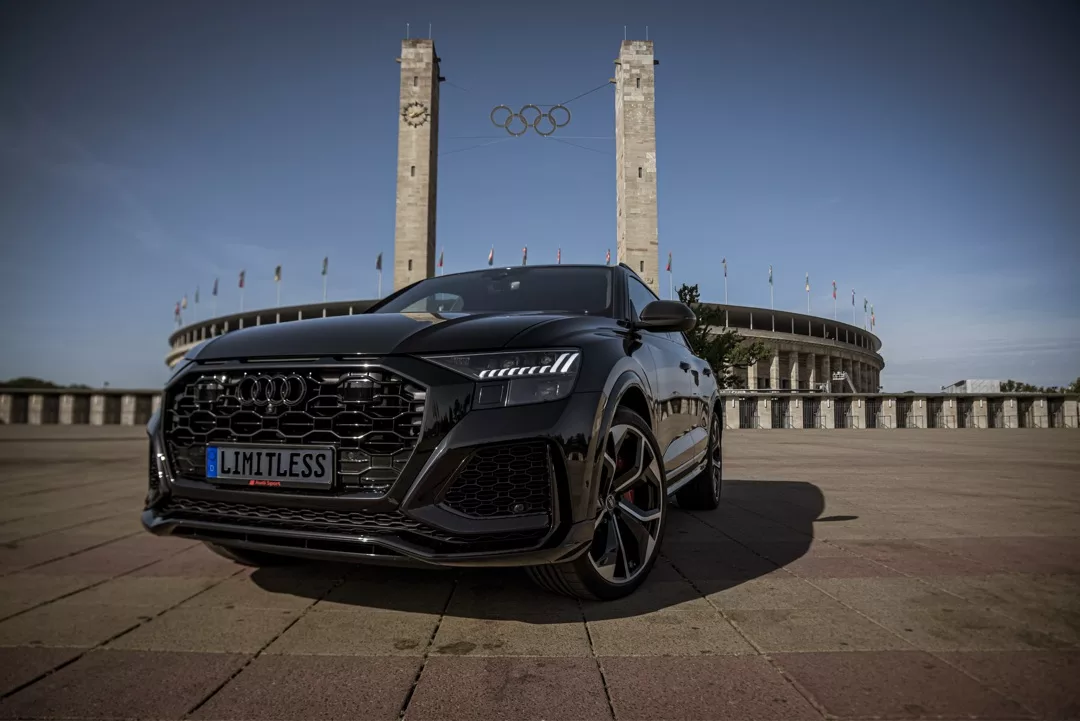 Audi RSQ8 Sportback mieten RS Q8 Hochzeitsauto SUV Sportwagen