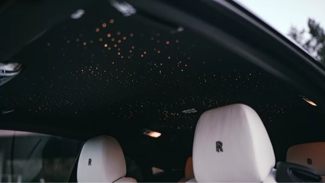 Rolls Royce Wraith Innenraum mit Sternenhimmel mieten