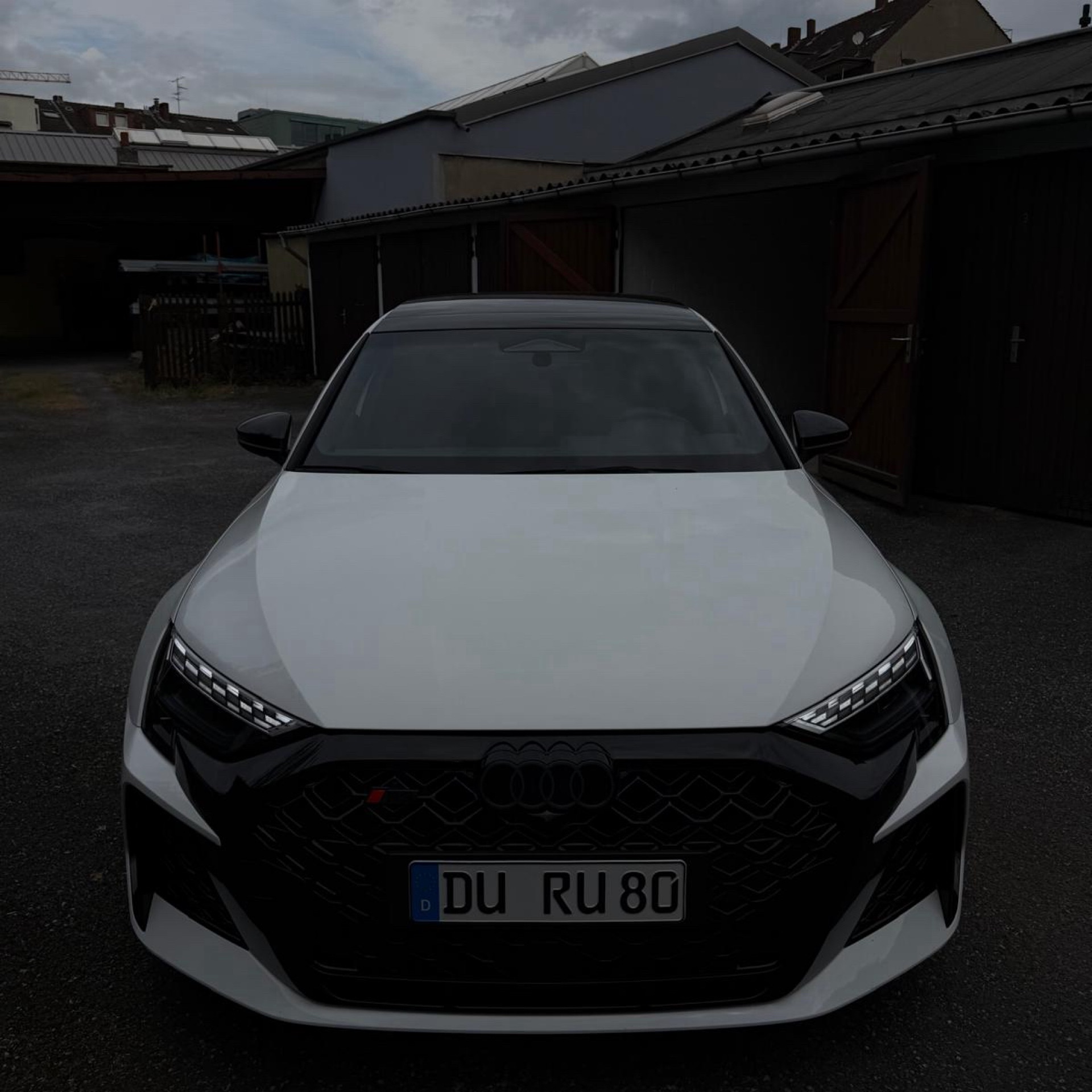 Audi RS 3 (MJ 2026) - Neuster Fahrspaß + Spurplatten !