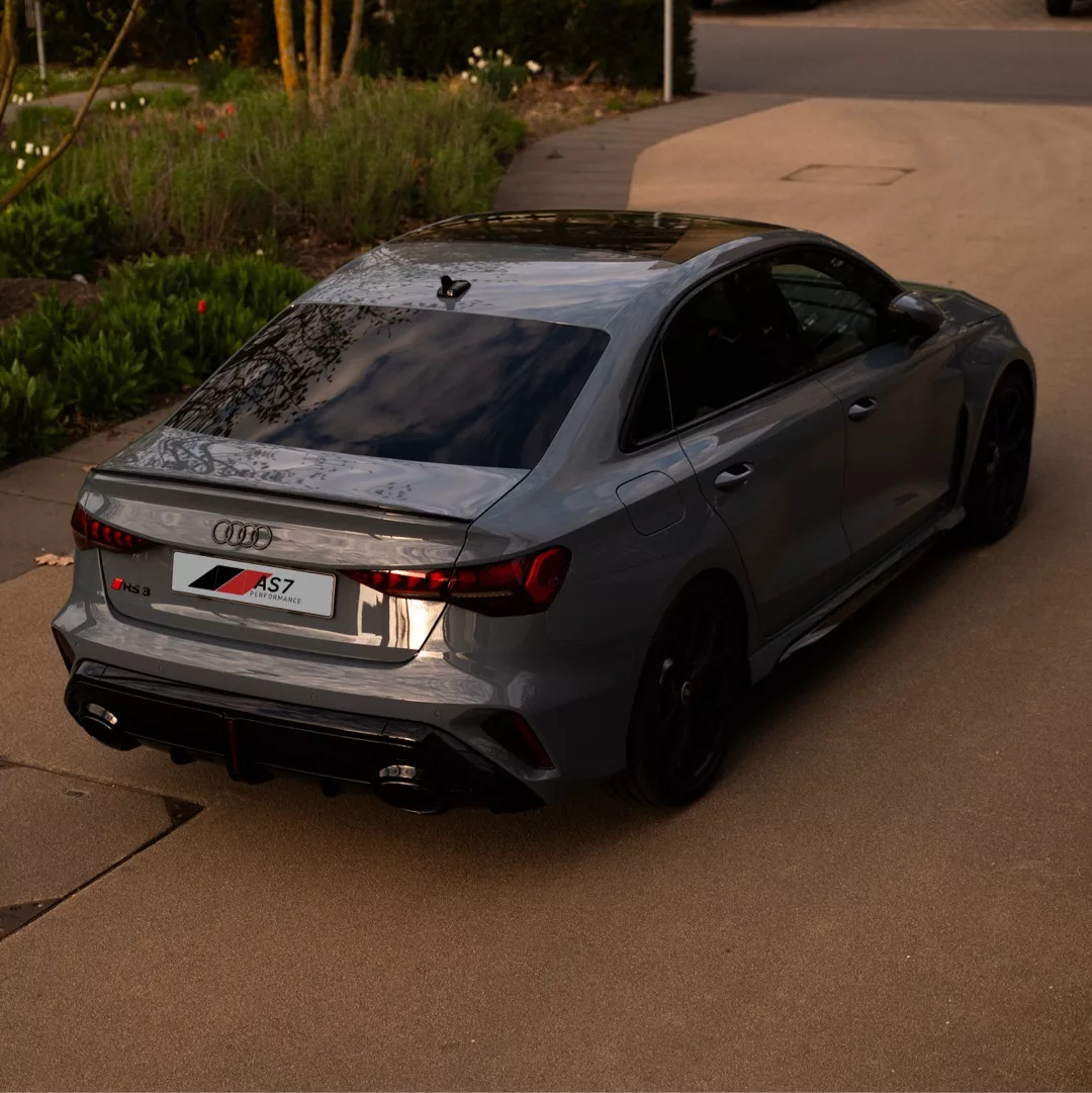 Audi RS3 Facelift Limousine