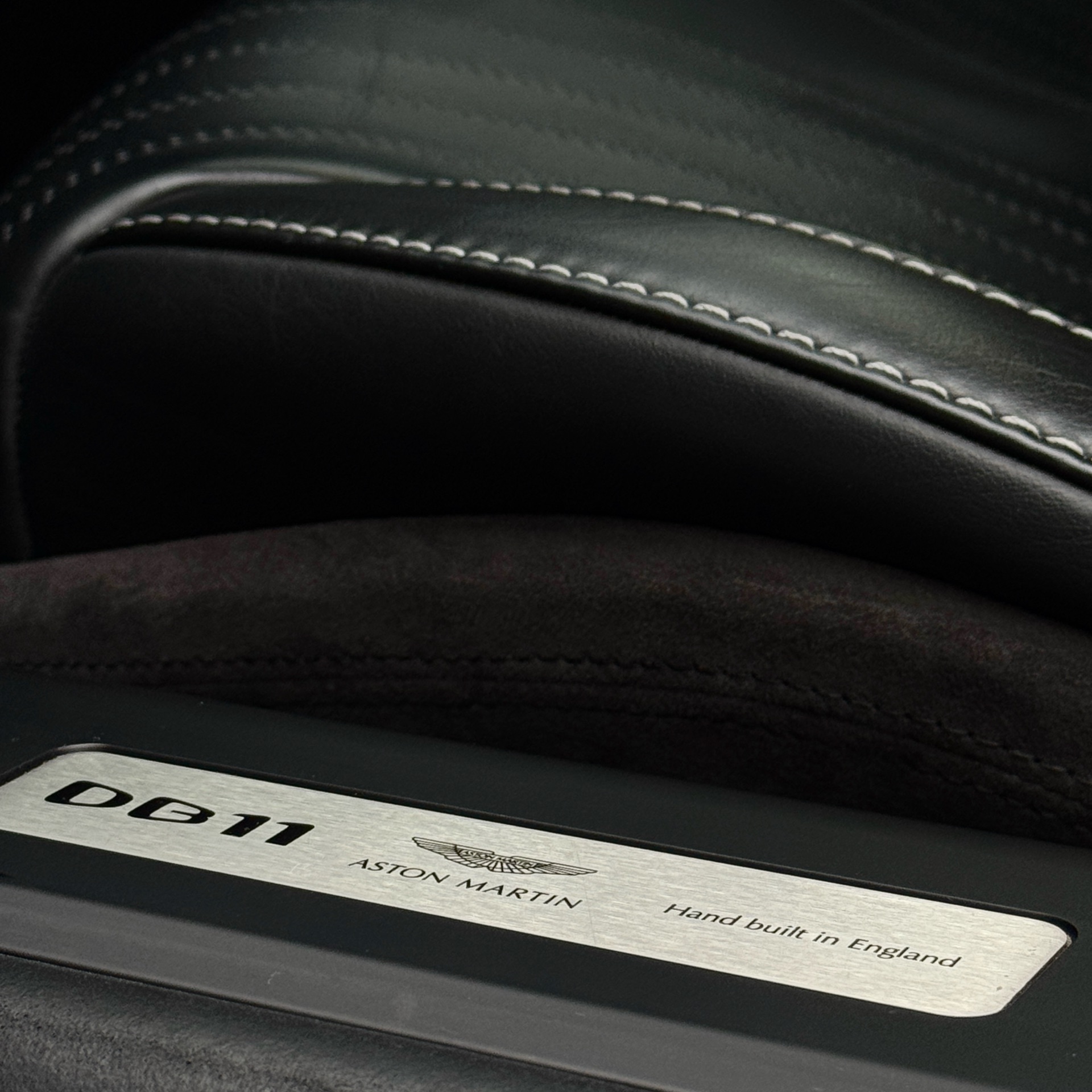 2019 Aston Martin null Ansicht 7 - Mieten in Berlin