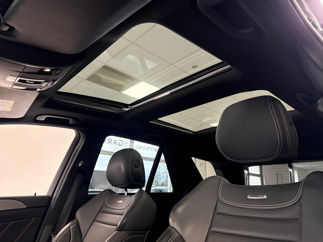 2018 Mercedes null Ansicht 7 - Mieten in Schramberg