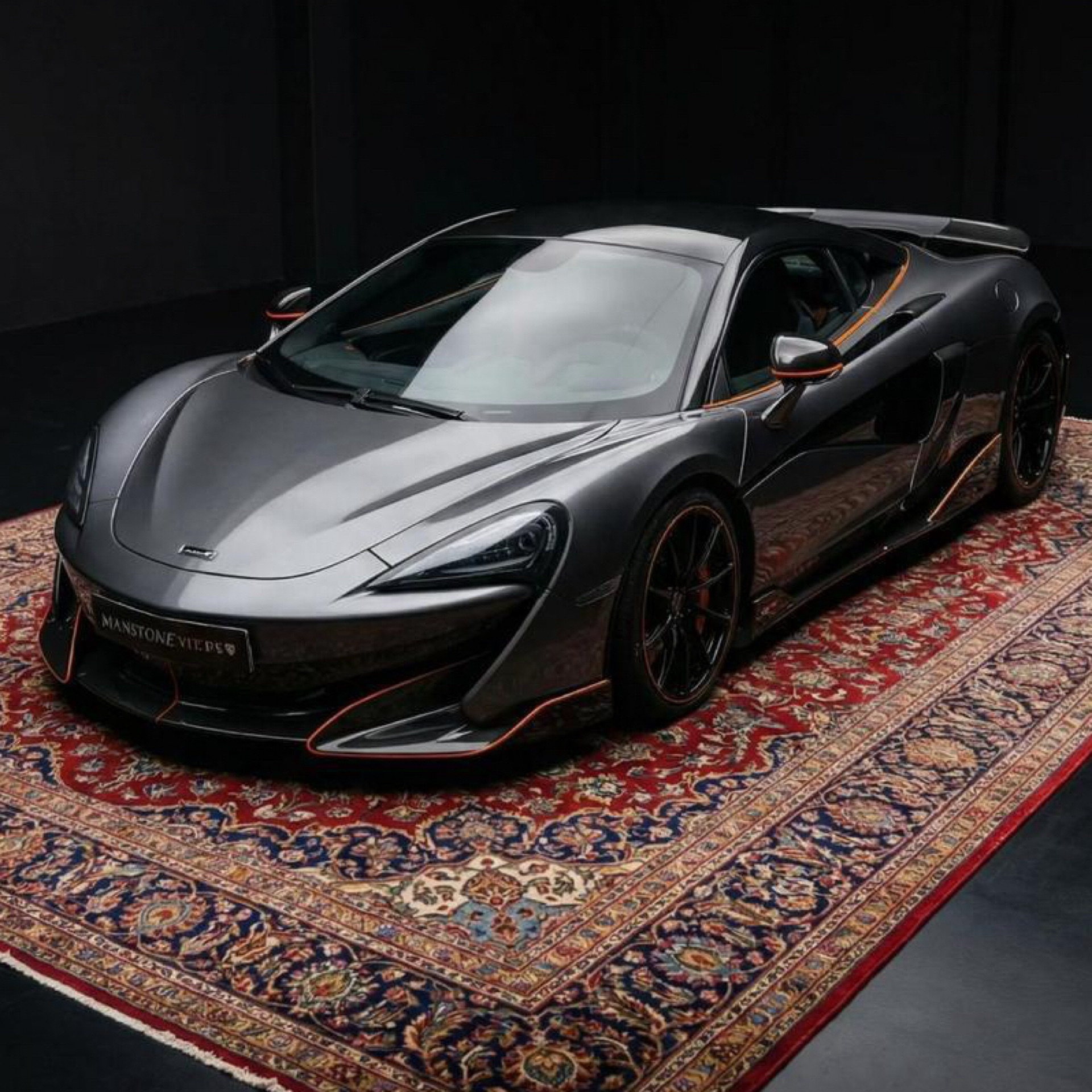 Mclaren 600LT mieten Berlin Autovermietung Sportwagen