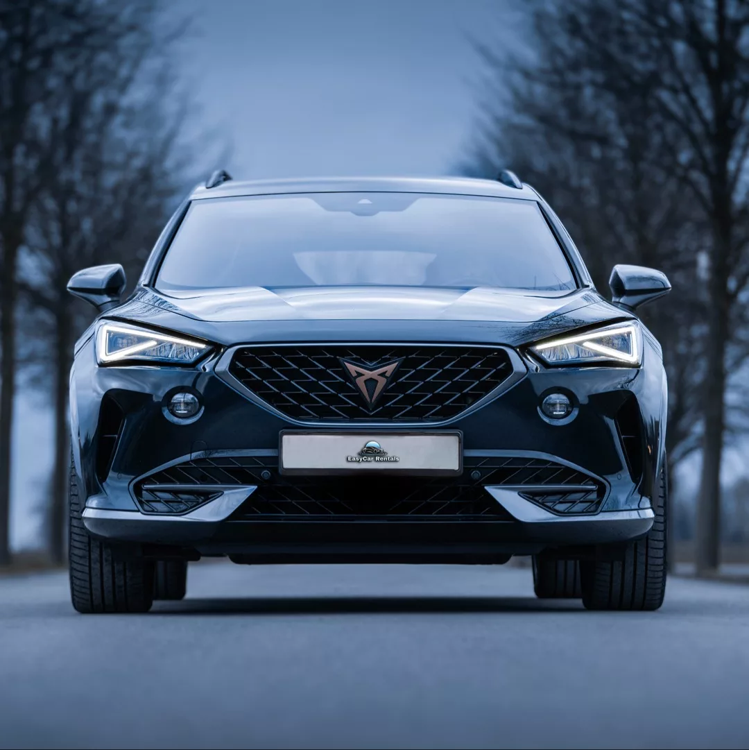 Cupra Formentor VZ in Schwarz Frontansicht mieten