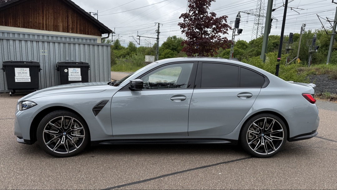 2021 Bmw null Innenraum Cockpit - Mieten in Limburg an der Lahn