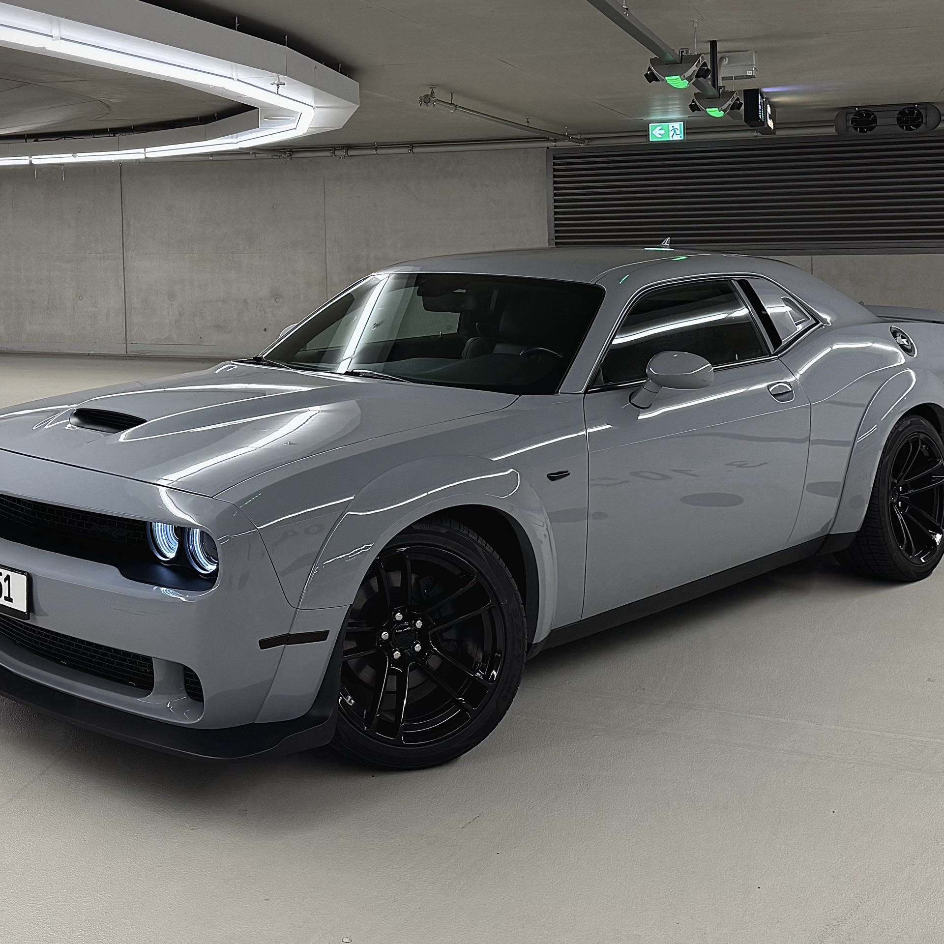 2019 Dodge null Seitenansicht links - Mieten in Düsseldorf