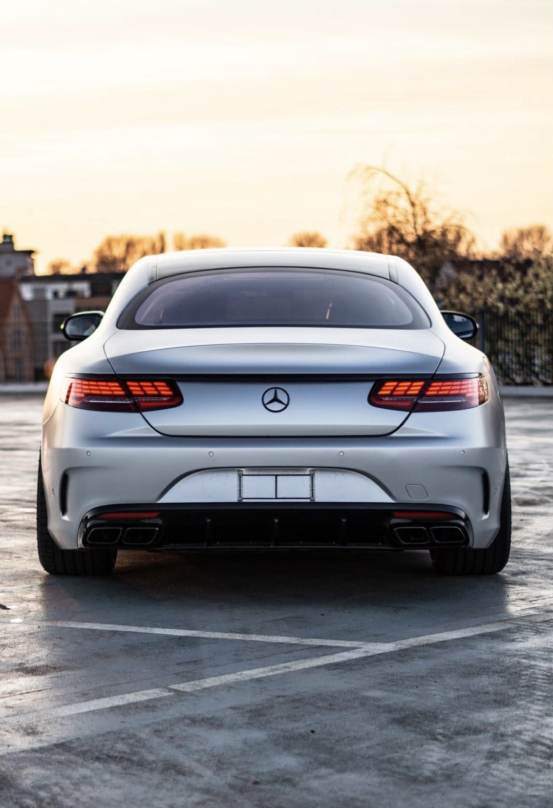 2015 Mercedes null Seitenansicht links - Mieten in Mönchengladbach
