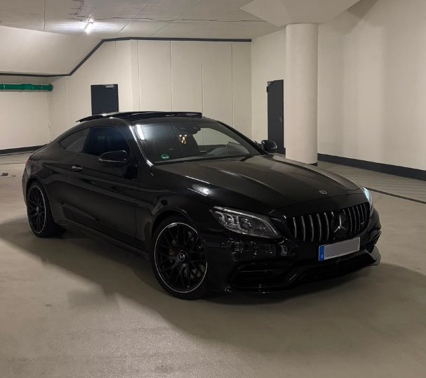 Mercedes-AMG C 63 – Performance-Hybrid in Schwarz
