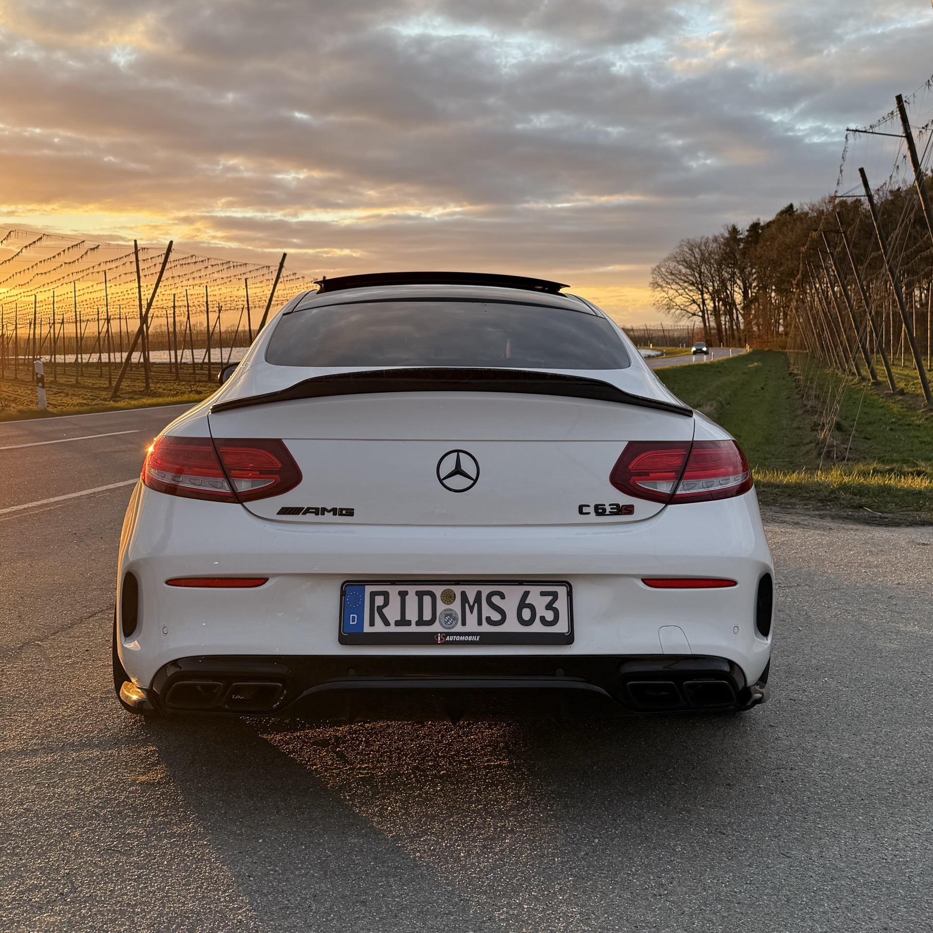 Mercedes C63s AMG KM FREI