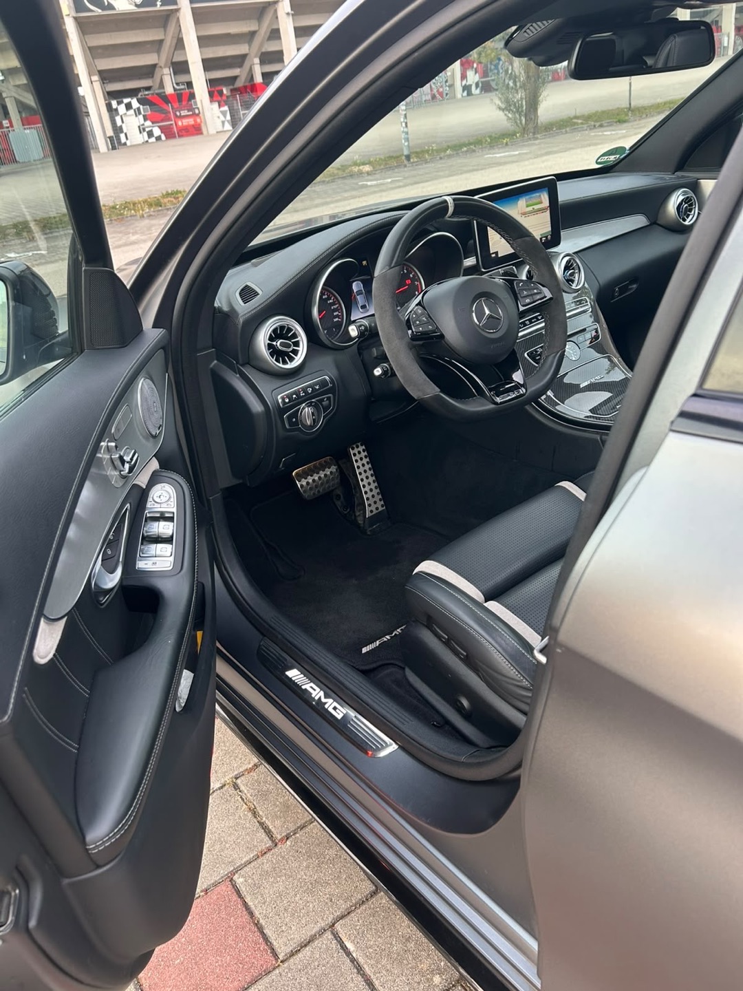 2017 Mercedes null Innenraum Cockpit - Mieten in München
