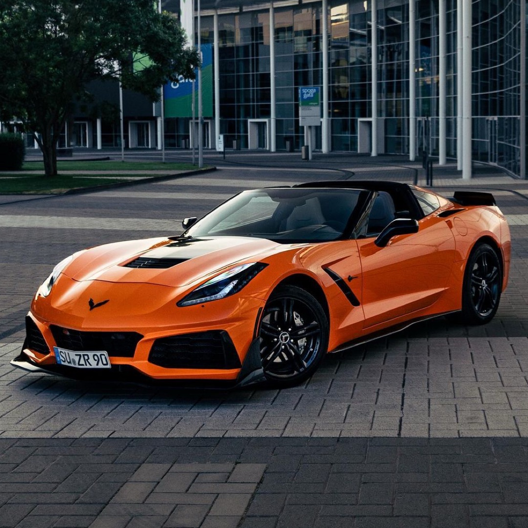 2018 Corvette Z06 mit 500PS, Automatik, 3.8s (0-100) - Mieten in Bonn