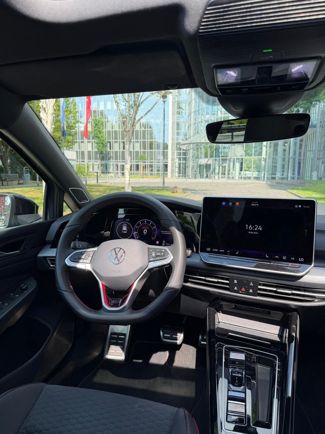 2025 VW null Detail - Mieten in Frankfurt am Main