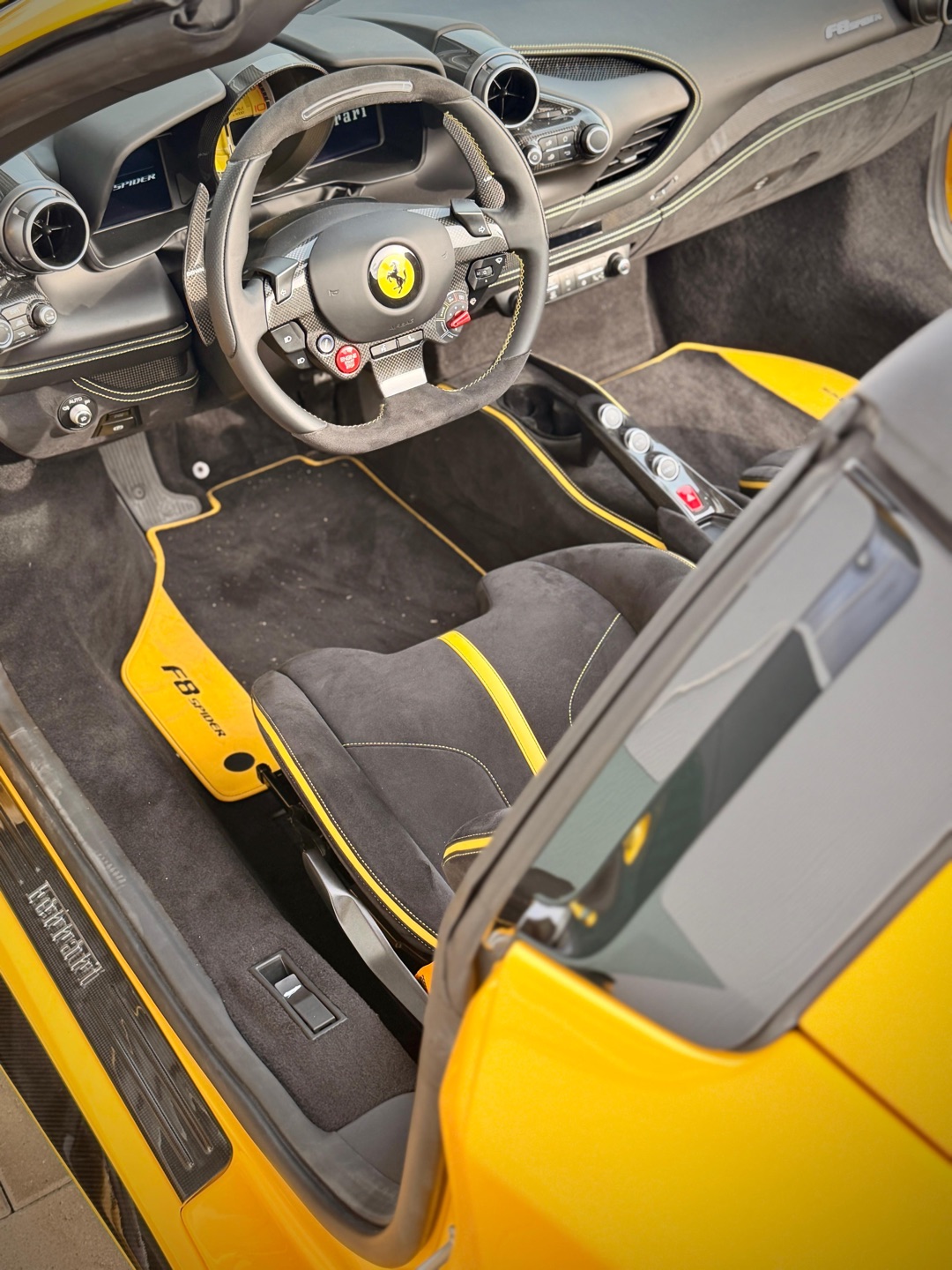 2023 Ferrari null Ansicht 8 - Mieten in Klosterlechfeld