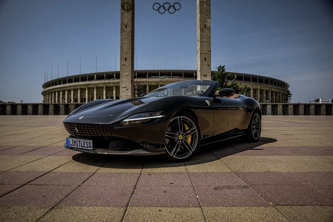Ferrari Roma Spider 2025 mieten Berlin Cabrio Roadster Exot Sportwagen Hochzeitsauto Lamborghini