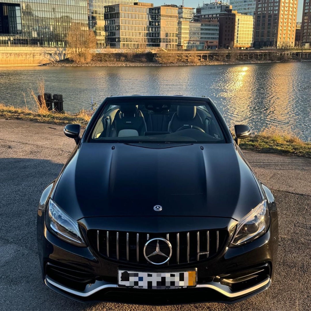 2020 Mercedes null Innenraum Cockpit - Mieten in Langenfeld (Rheinland)