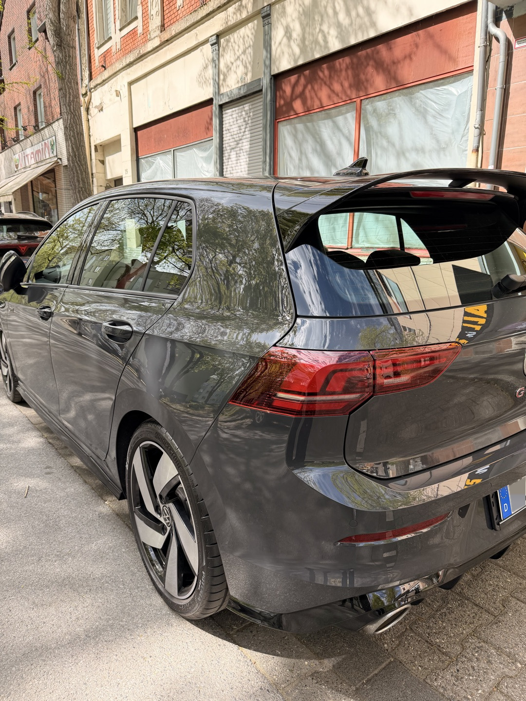 2026 VW null Seitenansicht links - Mieten in Duisburg