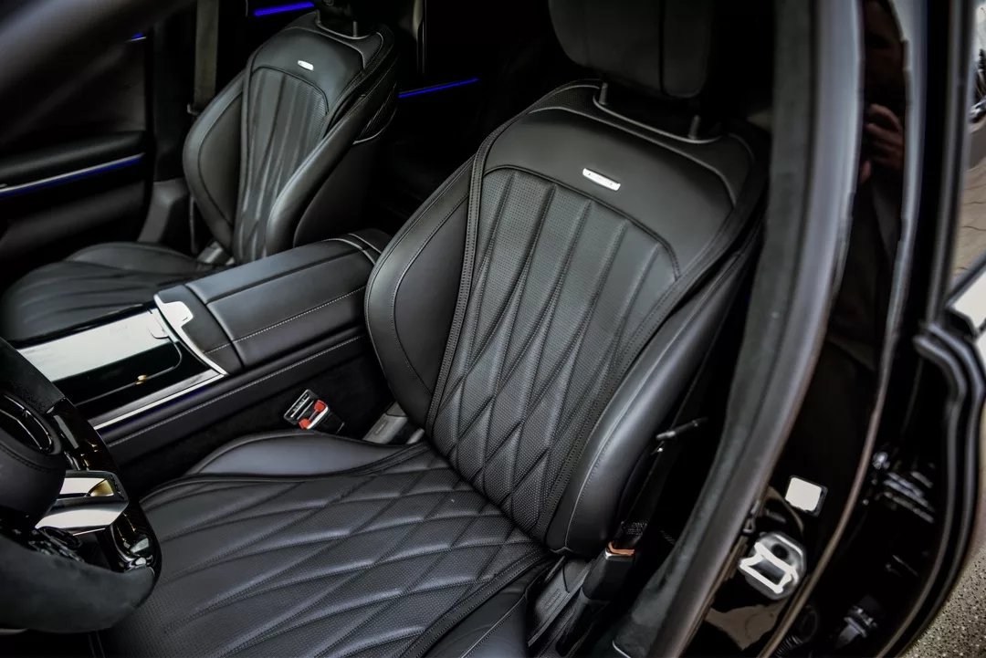 Mercedes-Benz S63 AMG E-Performance Innenraum mit Ledersitzen mieten