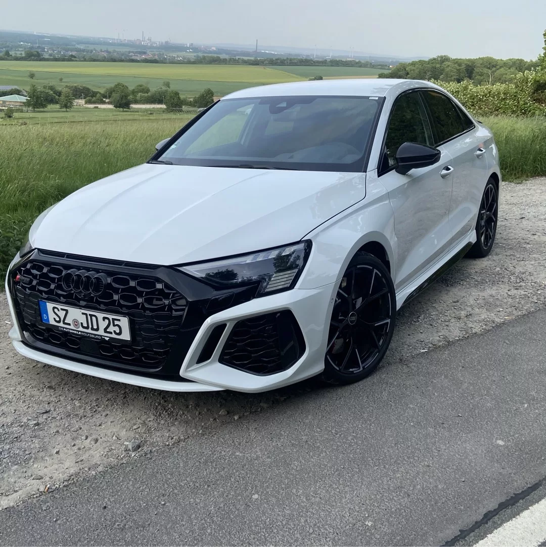 Audi RS3 Limousine