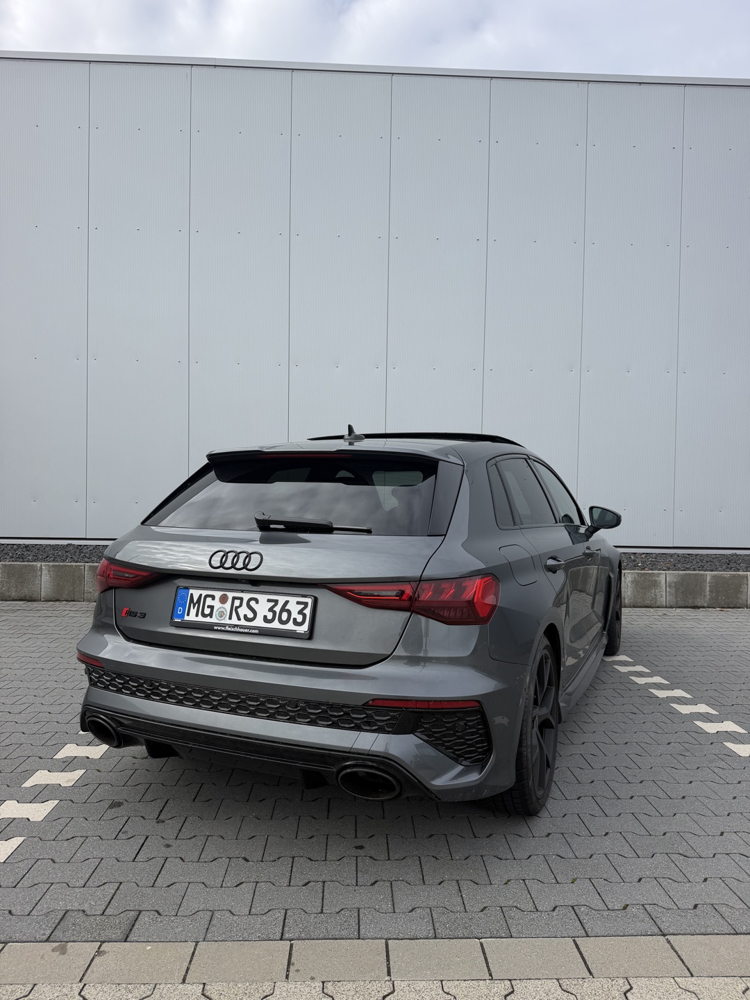 2023 Audi null Seitenansicht links - Mieten in Mönchengladbach