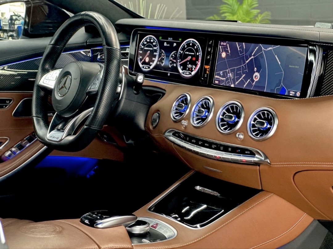 2015 Mercedes null Detail - Mieten in Mönchengladbach