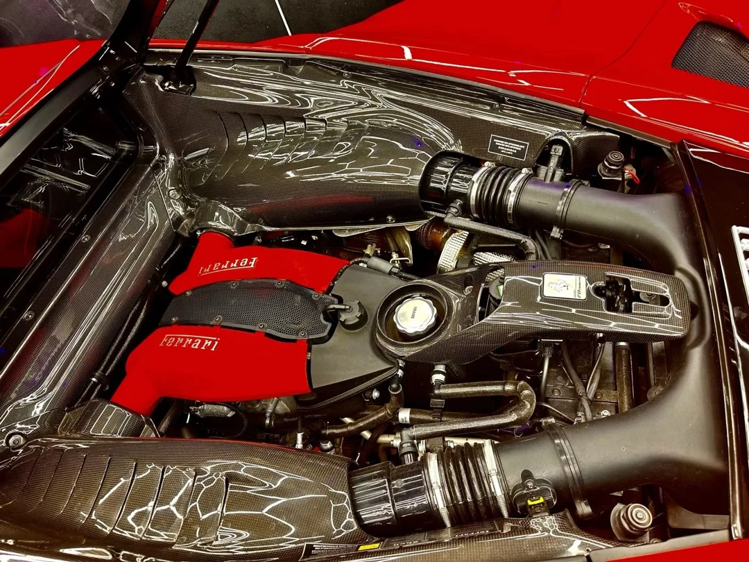 Ferrari F8 Tributo mieten