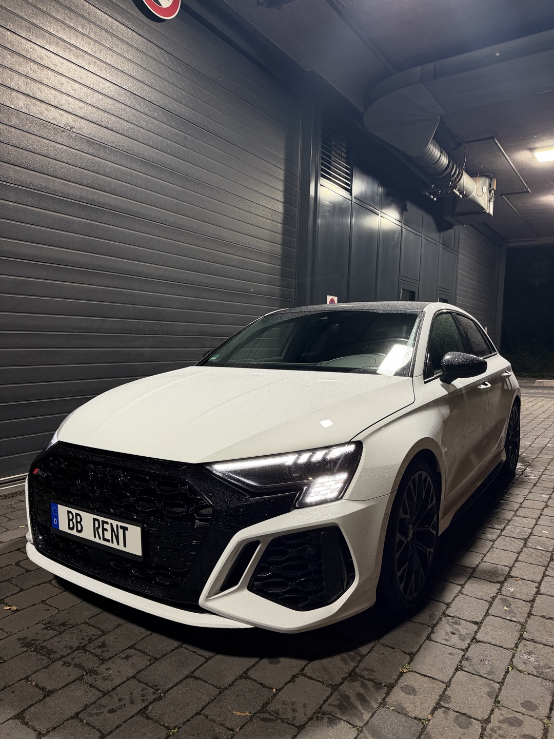 2022 Audi null Frontansicht - Mieten in Mönchengladbach