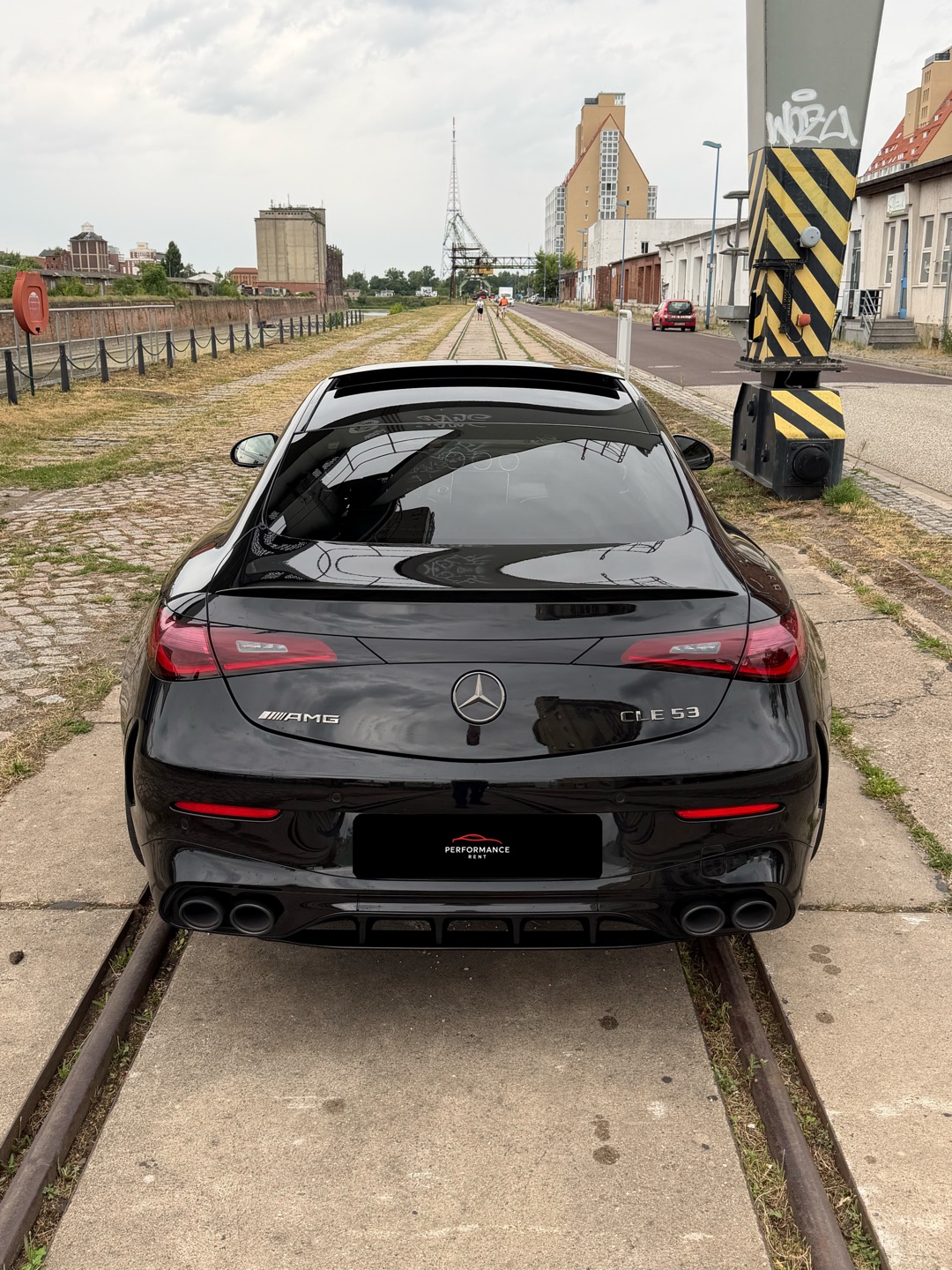 2026 Mercedes null Seitenansicht links - Mieten in Hohe Börde