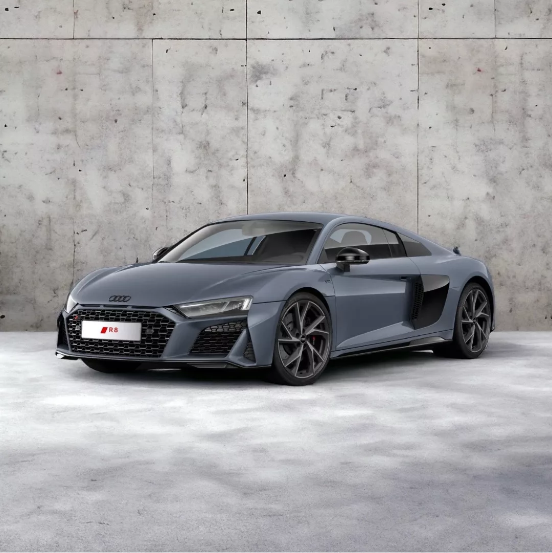 Audi R8 V10 Performance Coupe in Grau mieten - Frontansicht.