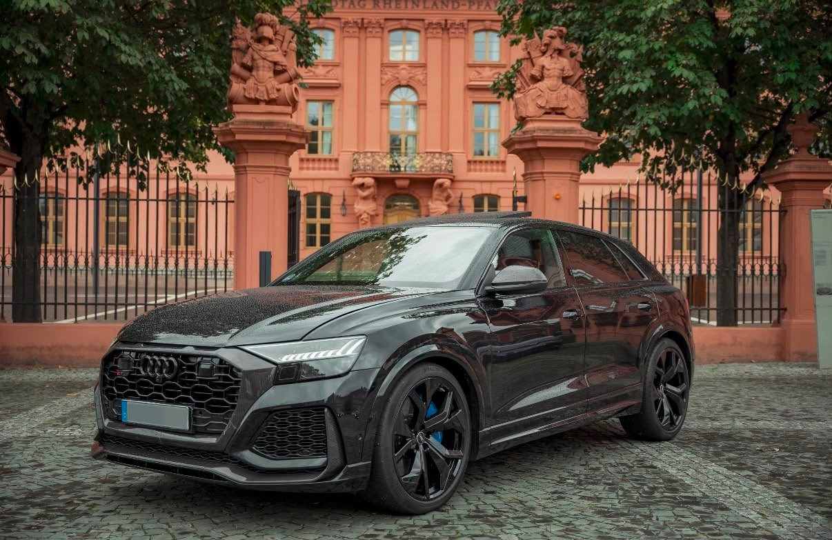 Audi RS Q8 – 600 PS Luxus-SUV in Schwarz