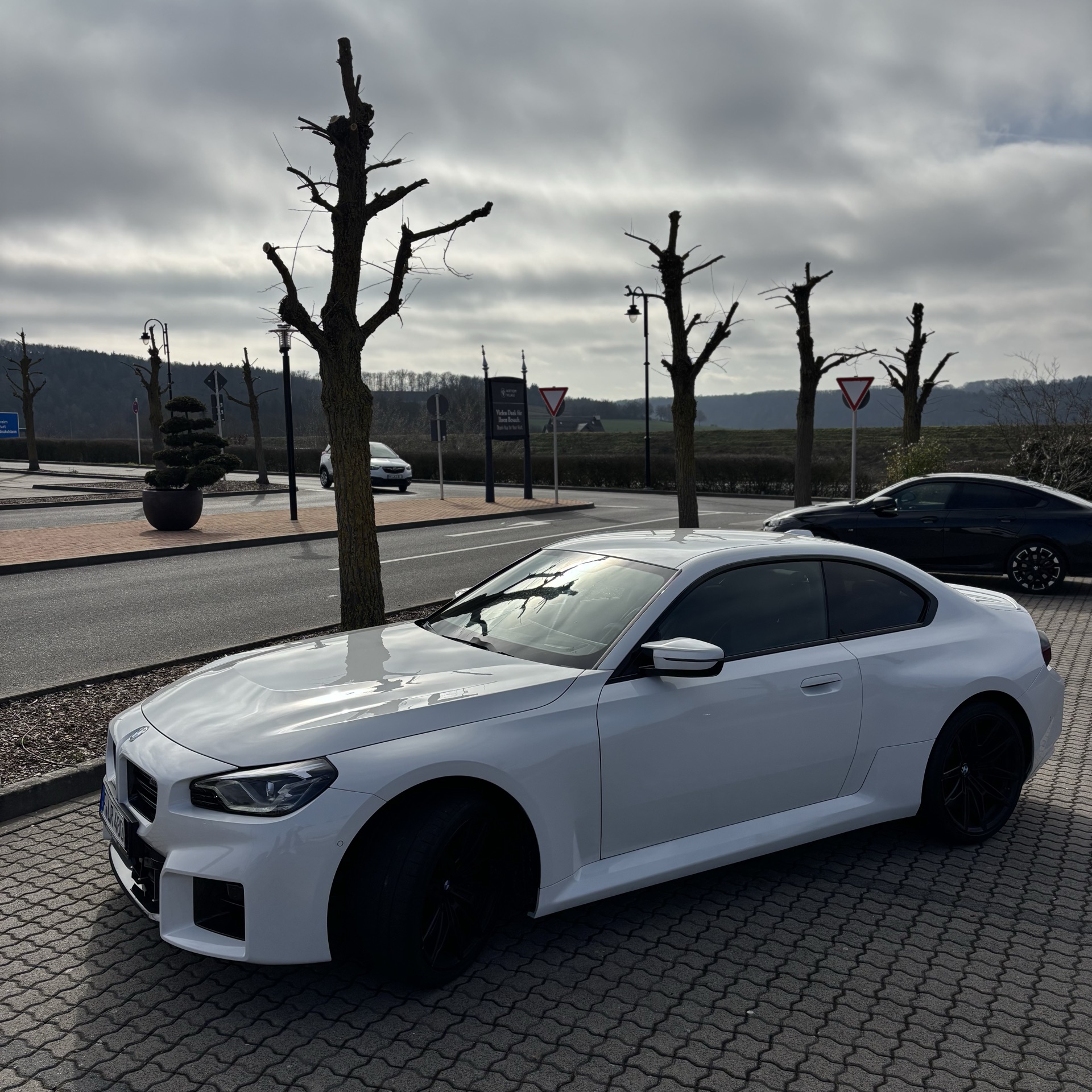 2024 Bmw null Ansicht 7 - Mieten in Frankfurt am Main