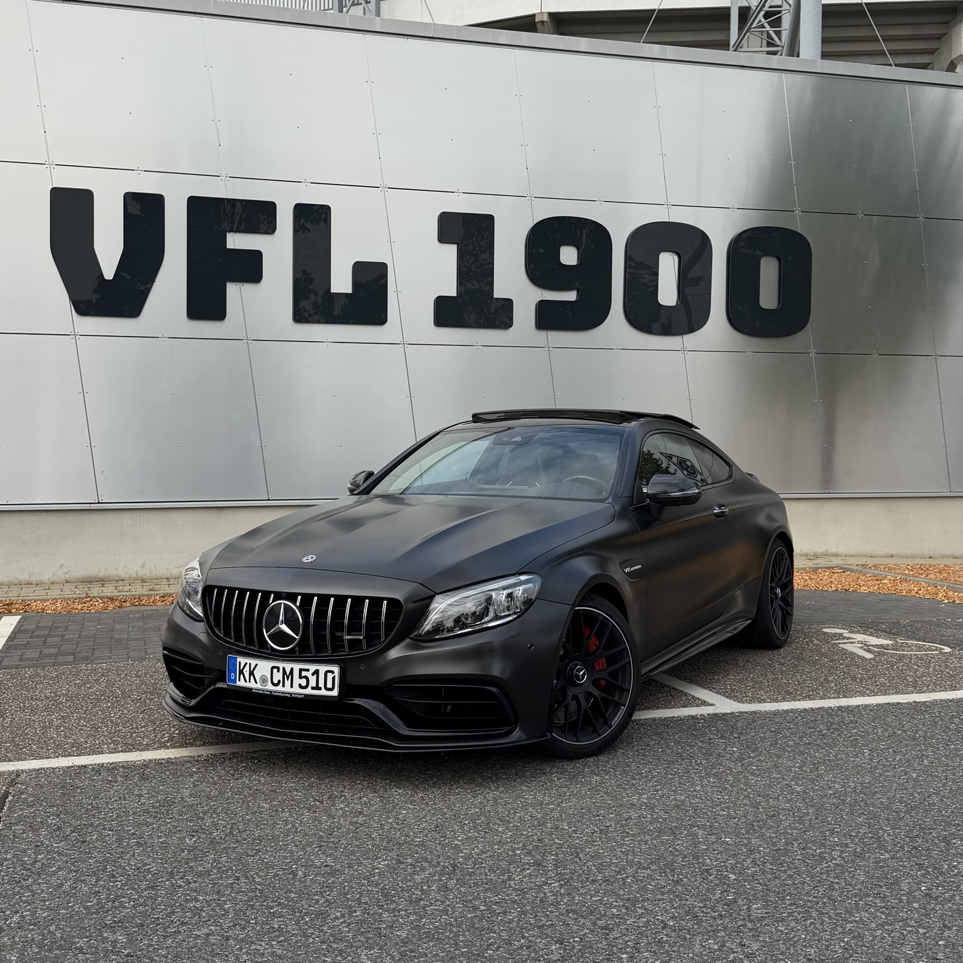 2020 Mercedes C63s Coupé mit 510PS, Automatik, 3.9s (0-100) - Mieten in Mönchengladbach