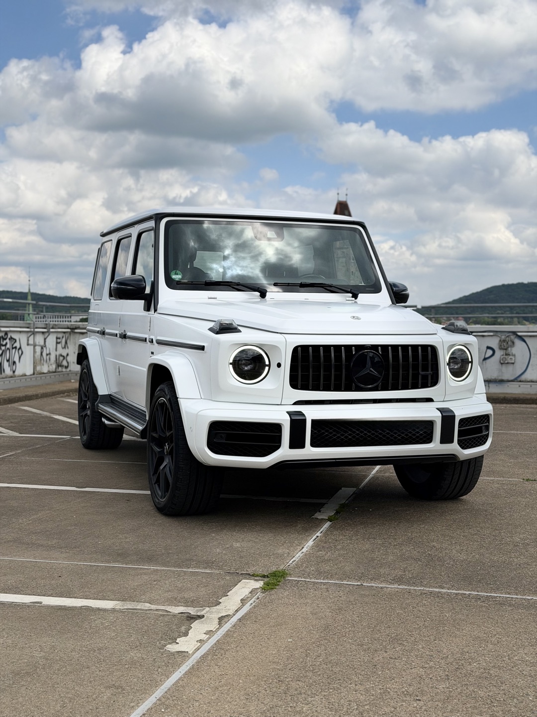 2024 Mercedes null Seitenansicht links - Mieten in Saarbrücken